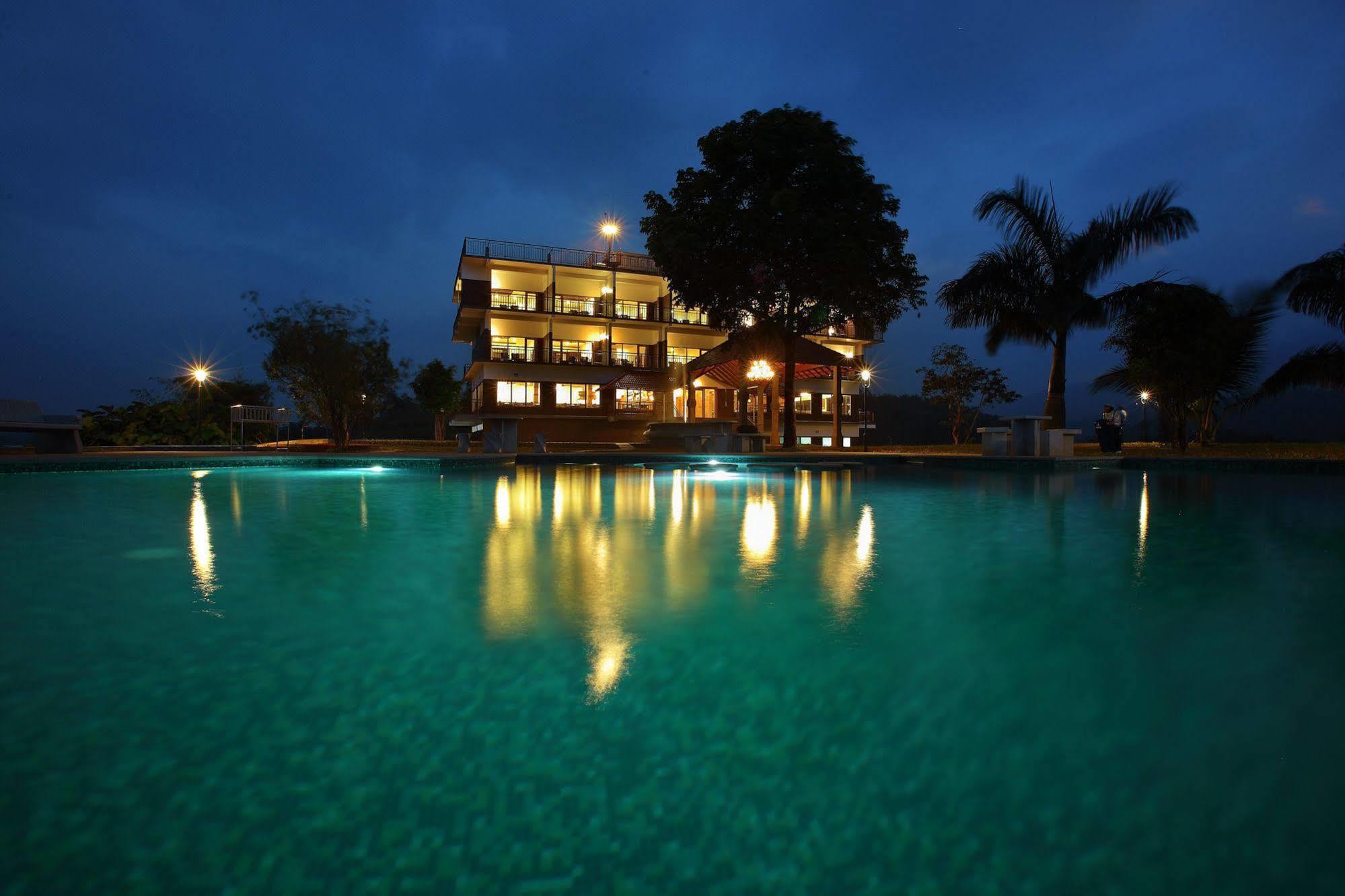 Arayal Resort-A Unit Of Sharoy Resort Tariyod Экстерьер фото
